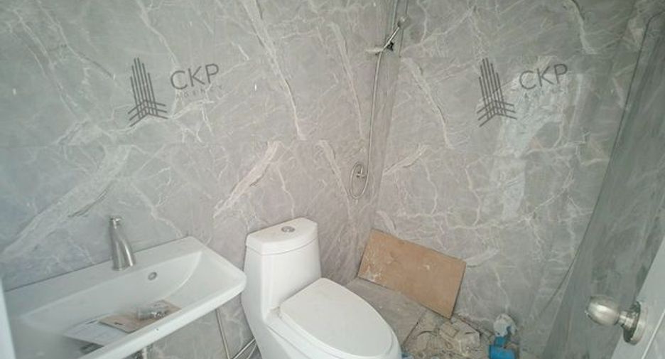 For sale 2 ベッドルーム townhouse in Nong Suea, Pathum Thani