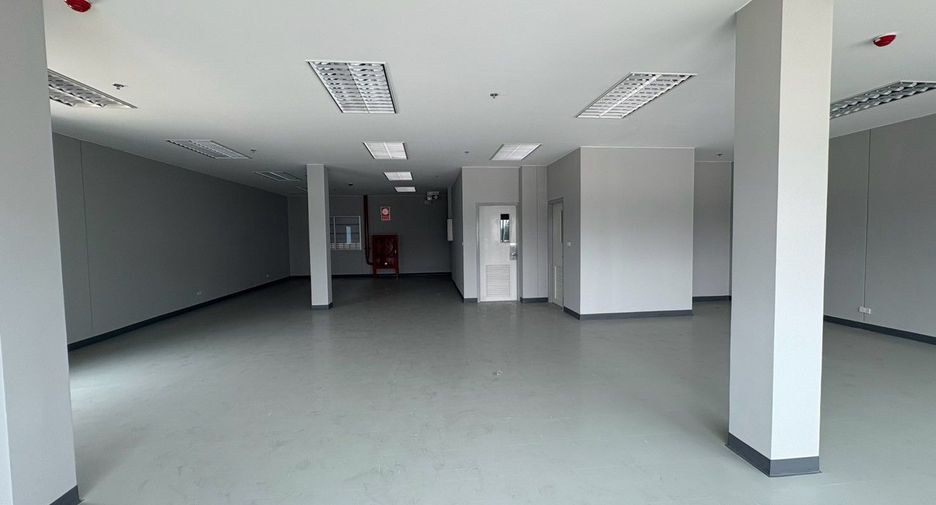 出租 仓库 在 Si Racha, Chon Buri