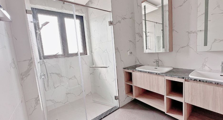 Haus zur Miete und zum Kauf mit 4 Zimmer in South Pattaya, Pattaya