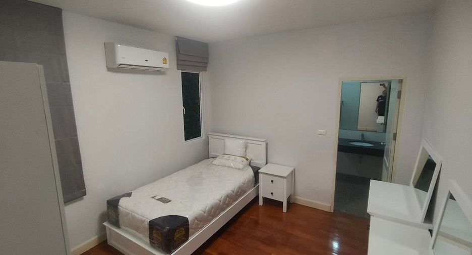 Casa en alquiler de 4 habitaciones en Prawet, Bangkok