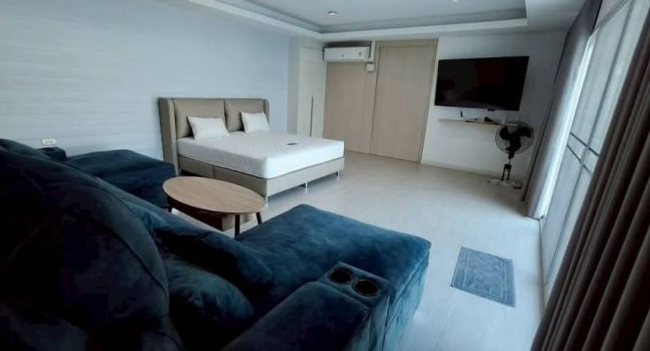 For rent and for sale 4 bedrooms villa in Bang Lamung, Chonburi