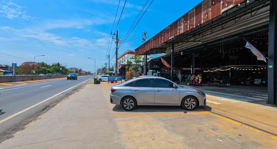 For sale retail Space in Mueang Nakhon Nayok, Nakhon Nayok