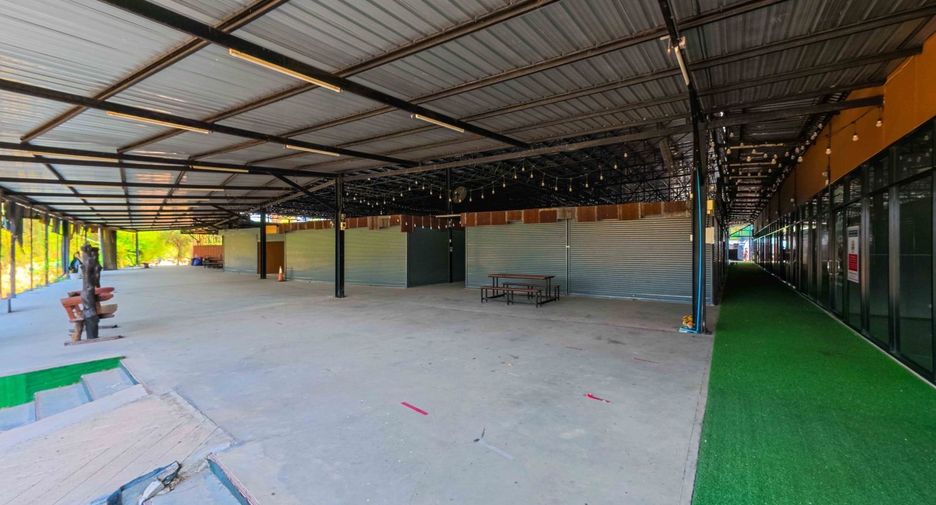 For sale retail Space in Mueang Nakhon Nayok, Nakhon Nayok