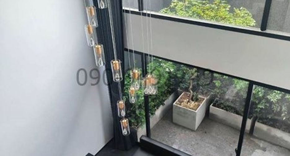 出租 3 卧室 联排别墅 在 Huai Khwang, 曼谷
