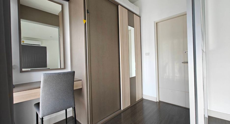 For rent 4 bedrooms house in Mueang Phuket, Phuket