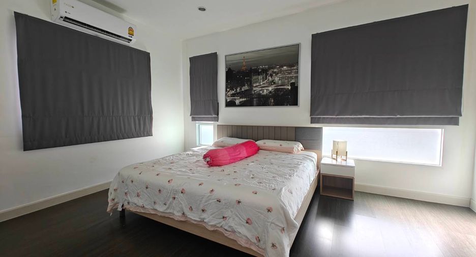 For rent 4 bedrooms house in Mueang Phuket, Phuket