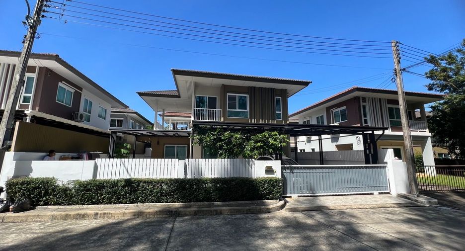 For rent 4 bedrooms house in Mueang Phuket, Phuket