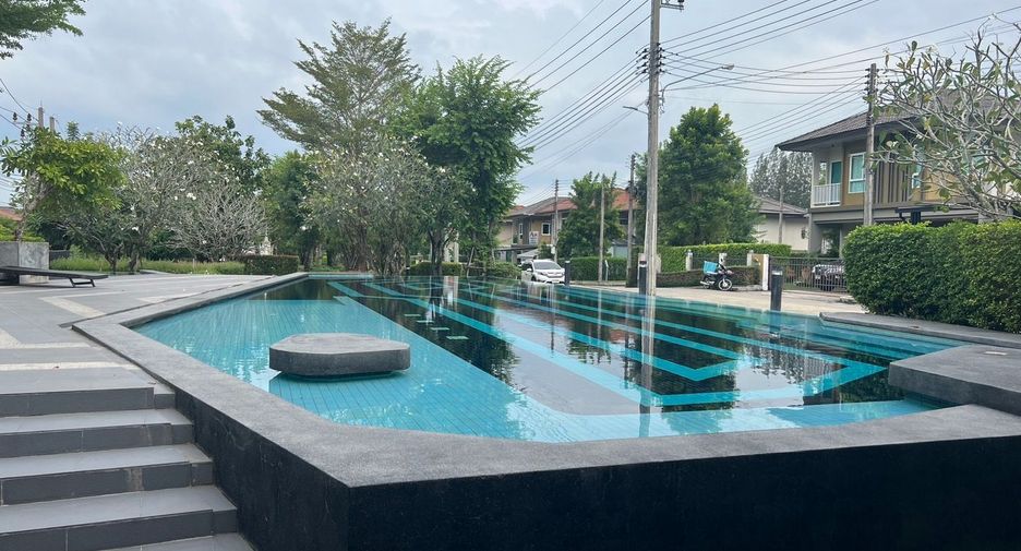 For rent 4 bedrooms house in Mueang Phuket, Phuket