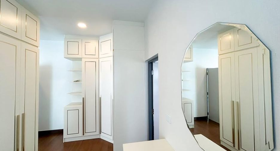For rent 5 bed house in Bang Phli, Samut Prakan