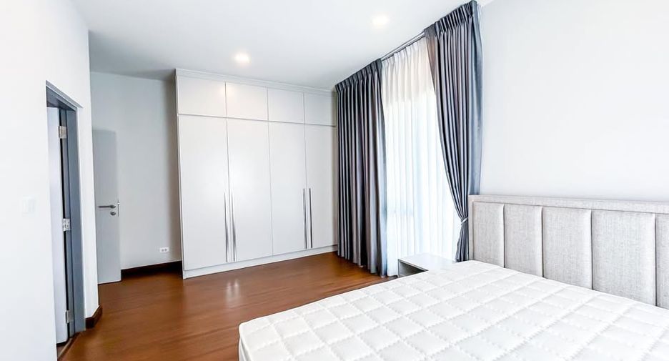 For rent 5 bed house in Bang Phli, Samut Prakan