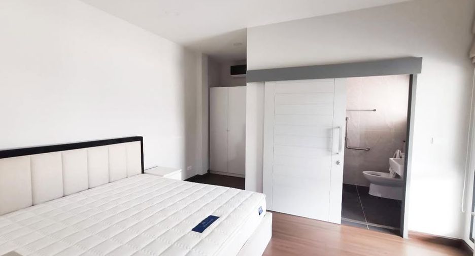 For rent 5 bed house in Bang Phli, Samut Prakan