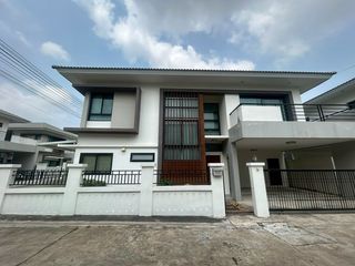For Rent 3 Bedroom House In Si Racha, Chonburi