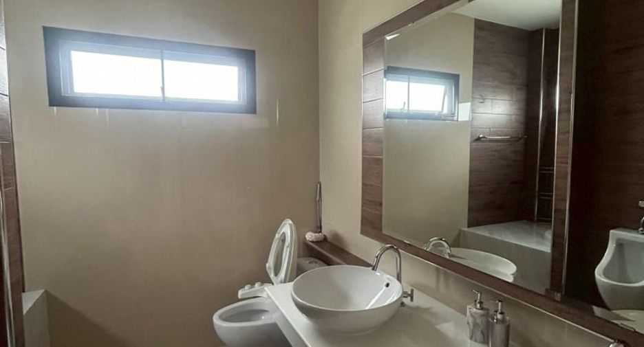 For rent 3 bed house in Si Racha, Chonburi