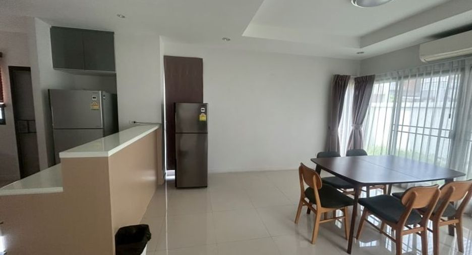 For rent 3 bed house in Si Racha, Chonburi