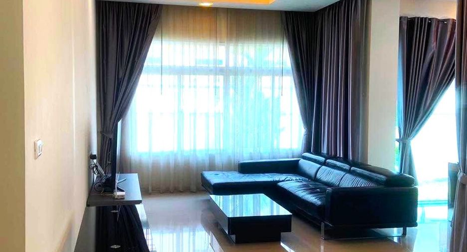 Haus zum Kauf mit 3 Zimmer in Bang Lamung, Chonburi