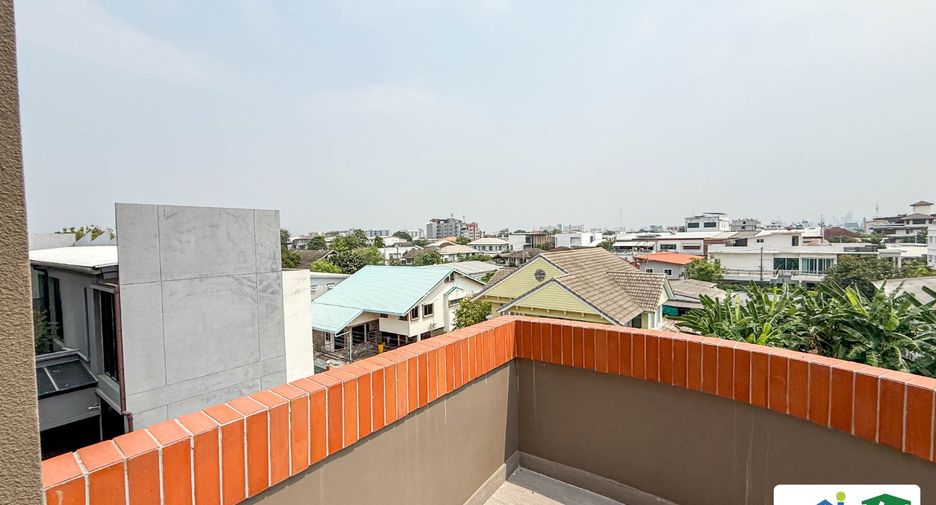 For rent 4 bedrooms house in Chatuchak, Bangkok