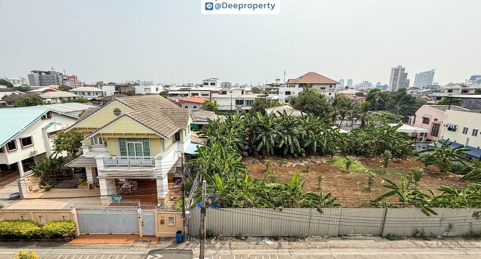 À vendre 4 chambres maison à Chatuchak, Bangkok