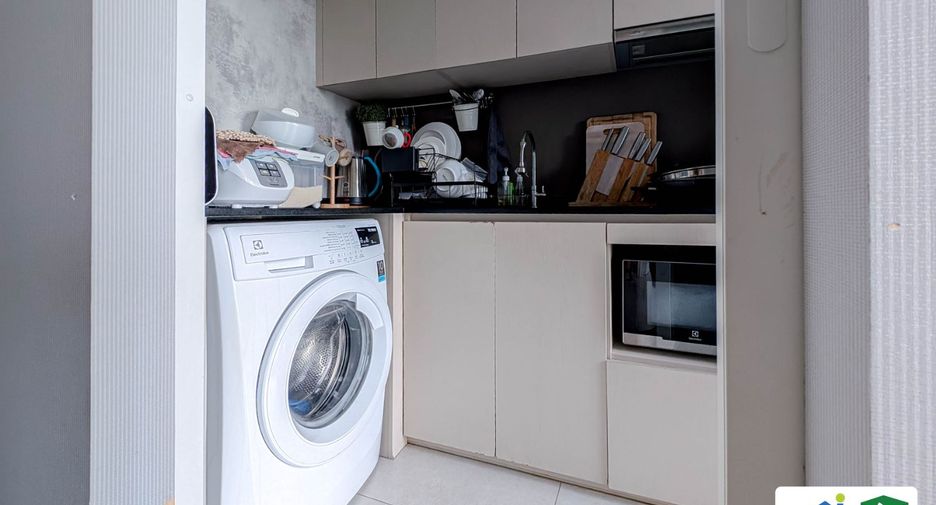 For sale 2 bedrooms condo in Khan Na Yao, Bangkok
