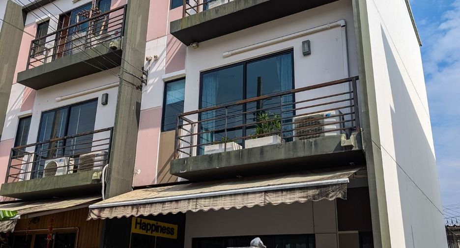 For sale 3 bedrooms house in Bueng Kum, Bangkok