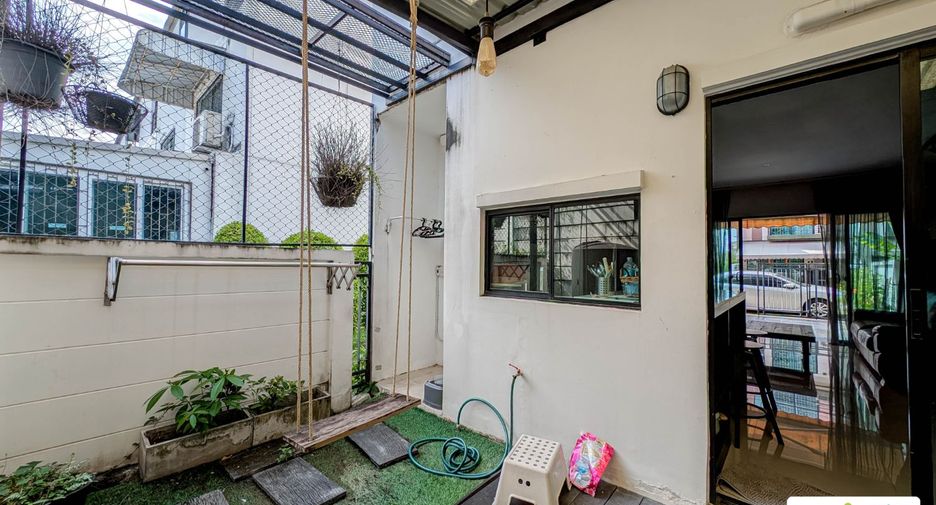 For sale 3 bedrooms house in Bueng Kum, Bangkok