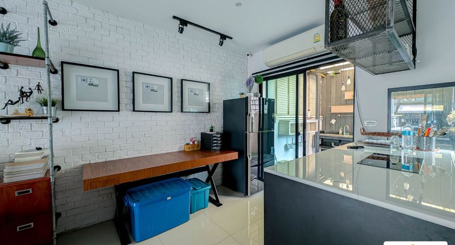 For sale 3 bedrooms house in Bueng Kum, Bangkok