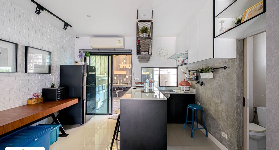 For sale 3 bedrooms house in Bueng Kum, Bangkok
