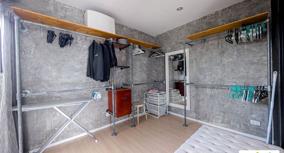 For sale 3 bedrooms house in Bueng Kum, Bangkok