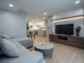 For rent 2 bed condo in Khlong Toei, Bangkok