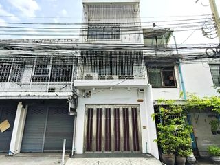 出售 4 卧室 商业空间 在 Bang Kho Laem, 曼谷
