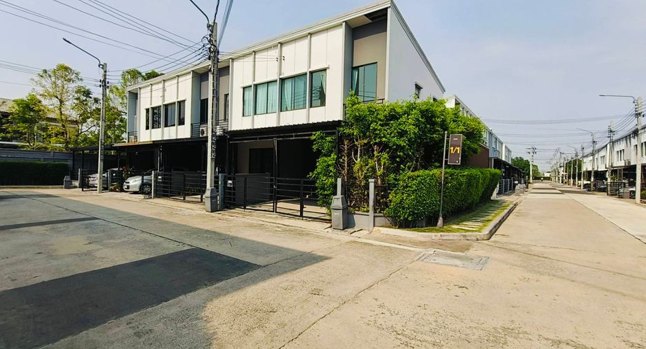 For sale 3 bedrooms house in Pak Kret, Nonthaburi
