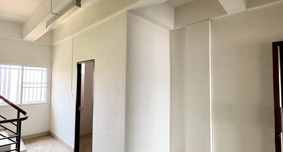 For sale retail Space in Bang Lamung, Chonburi