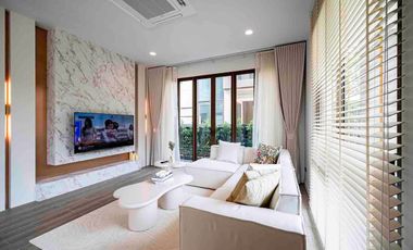 For rent 4 Beds house in Bang Kapi, Bangkok