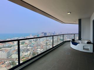 For sale 4 bed condo in South Pattaya, Pattaya