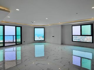 For sale 4 bed condo in South Pattaya, Pattaya