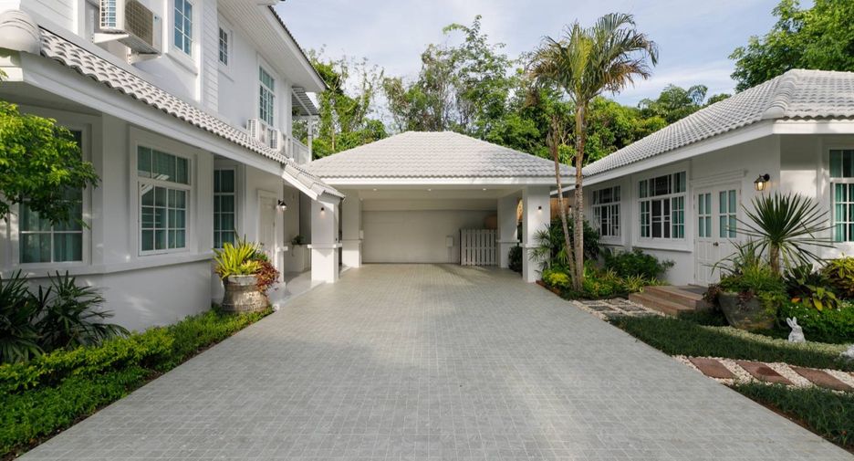 For rent and for sale 6 bedrooms house in San Kamphaeng, Chiang Mai