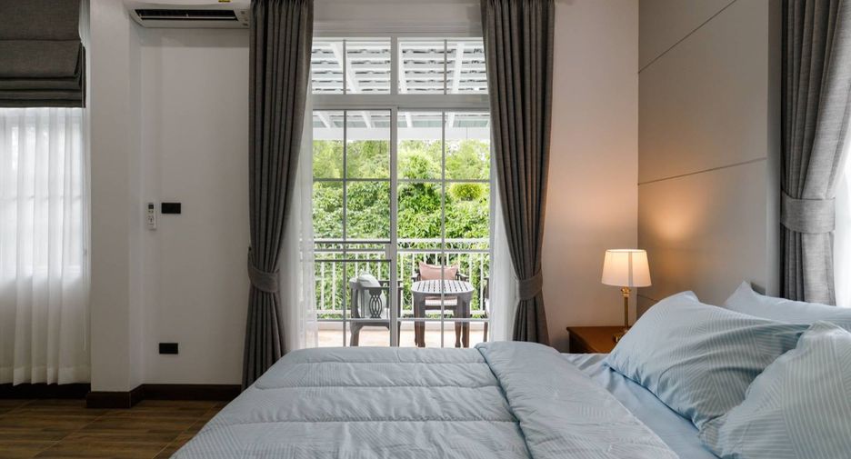 For rent and for sale 6 bedrooms house in San Kamphaeng, Chiang Mai