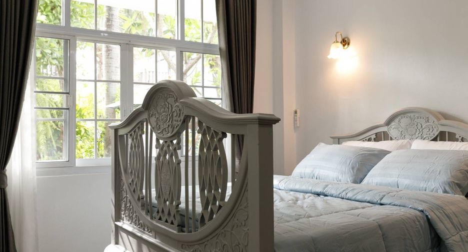 For rent and for sale 6 bedrooms house in San Kamphaeng, Chiang Mai