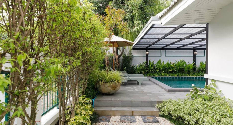 For rent and for sale 6 bedrooms house in San Kamphaeng, Chiang Mai