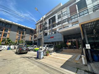 Reihenhaus zum Kauf mit Studio in Prawet, Bangkok