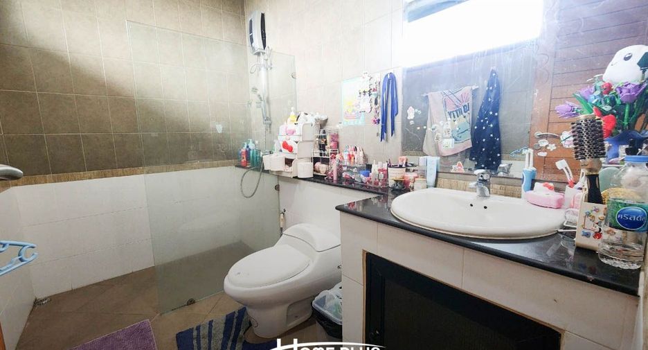Casa en venta de 3 habitaciones en Mueang Chon Buri, Chonburi