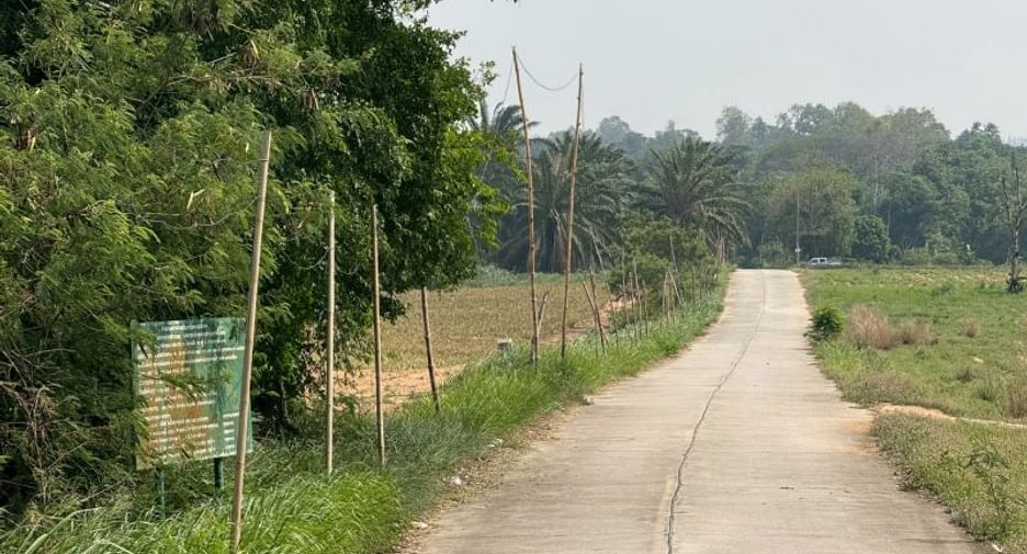 Grundstück zum Kauf in Si Racha, Chonburi