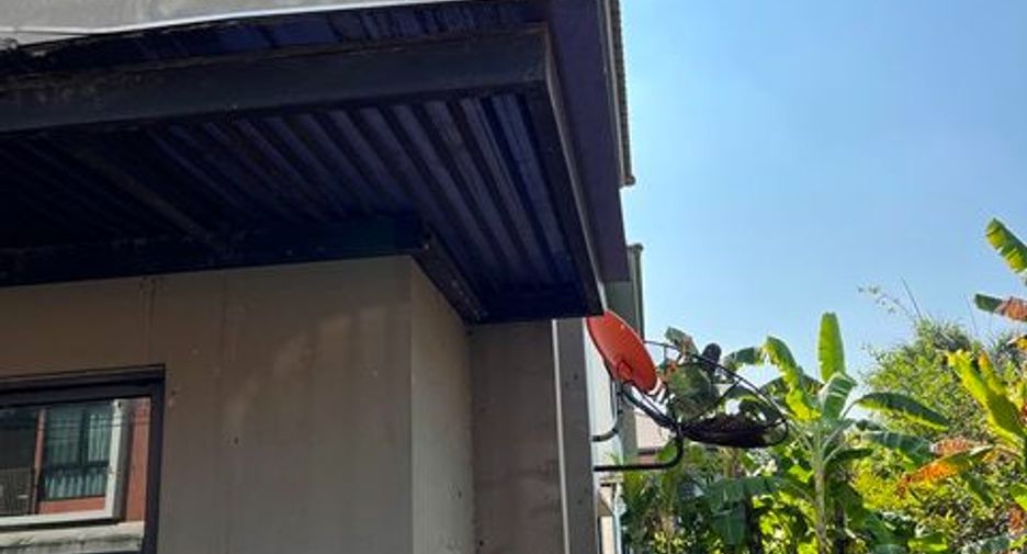 For sale studio townhouse in Don Mueang, Bangkok