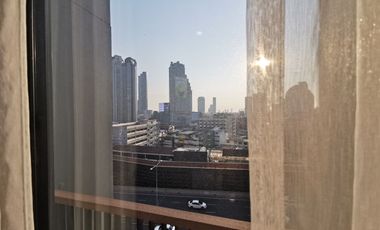 Condo en alquiler y en venta de 1 habitaciones en Sathon, Bangkok