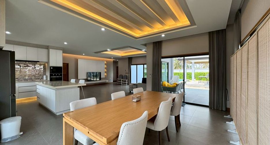 出租 3 卧室 别墅 在 Bang Lamung, Chon Buri