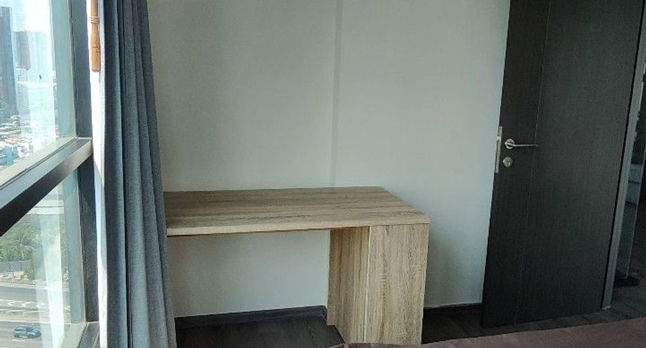 For rent そして for sale 2 ベッドルーム condo in Watthana, Bangkok