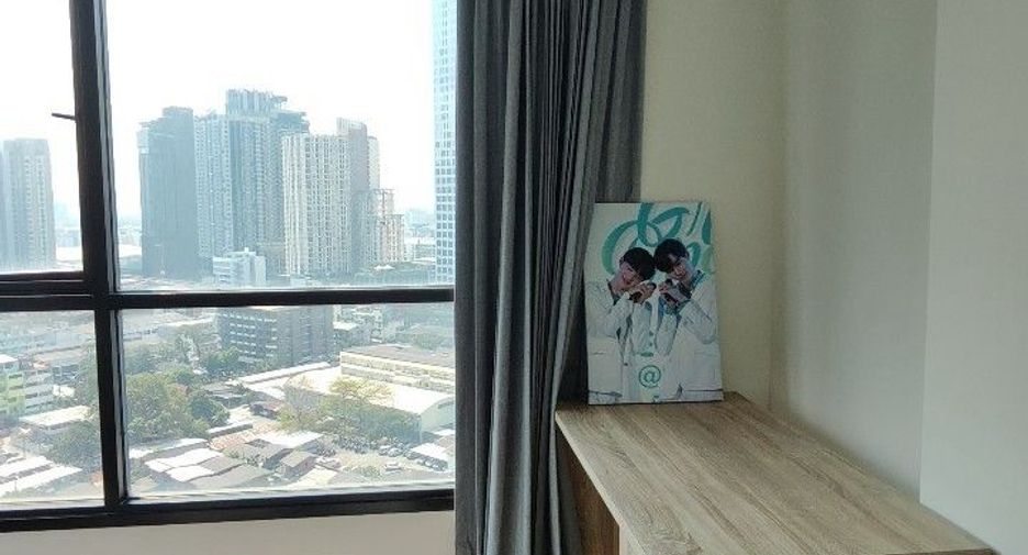 For rent そして for sale 2 ベッドルーム condo in Watthana, Bangkok