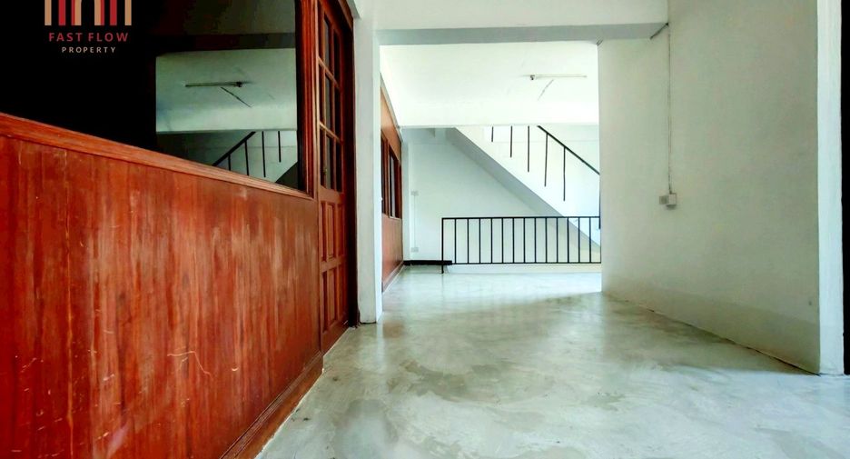 For rent and for sale 10 bedrooms retail Space in Lak Si, Bangkok