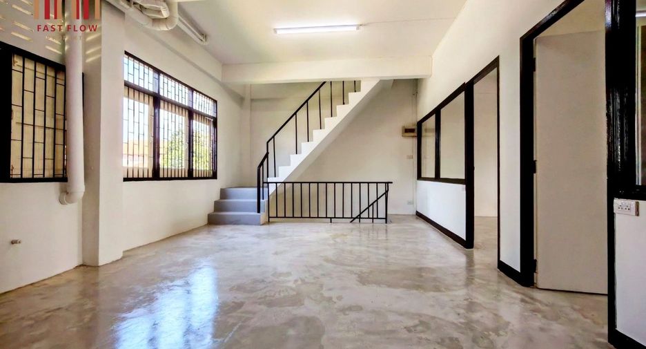 For rent and for sale 10 bedrooms retail Space in Lak Si, Bangkok