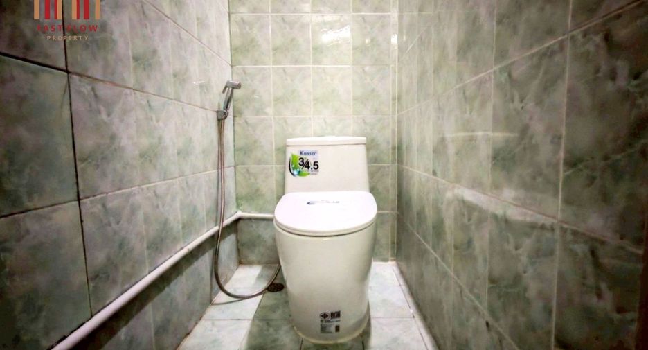 For rent and for sale 10 bedrooms retail Space in Lak Si, Bangkok