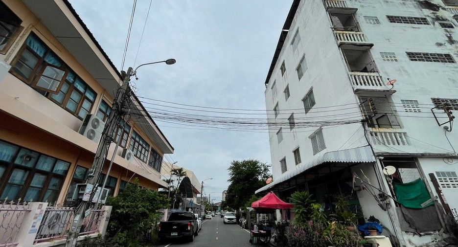 Serviced Apartment zum Kauf mit 57 Zimmer in Mueang Samut Prakan, Samut Prakan